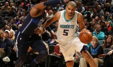 开运体育投注-老鹰客场击败小牛，终结对手连胜