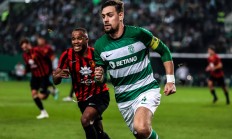 开运体育vip注册-里尔主帅谈战术调整，力争胜利保持领先位置的简单介绍