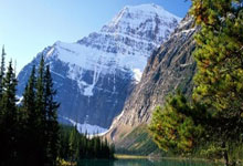 开运体育下载-AC米兰主场大胜，坚定冲击前三的决心重新点燃