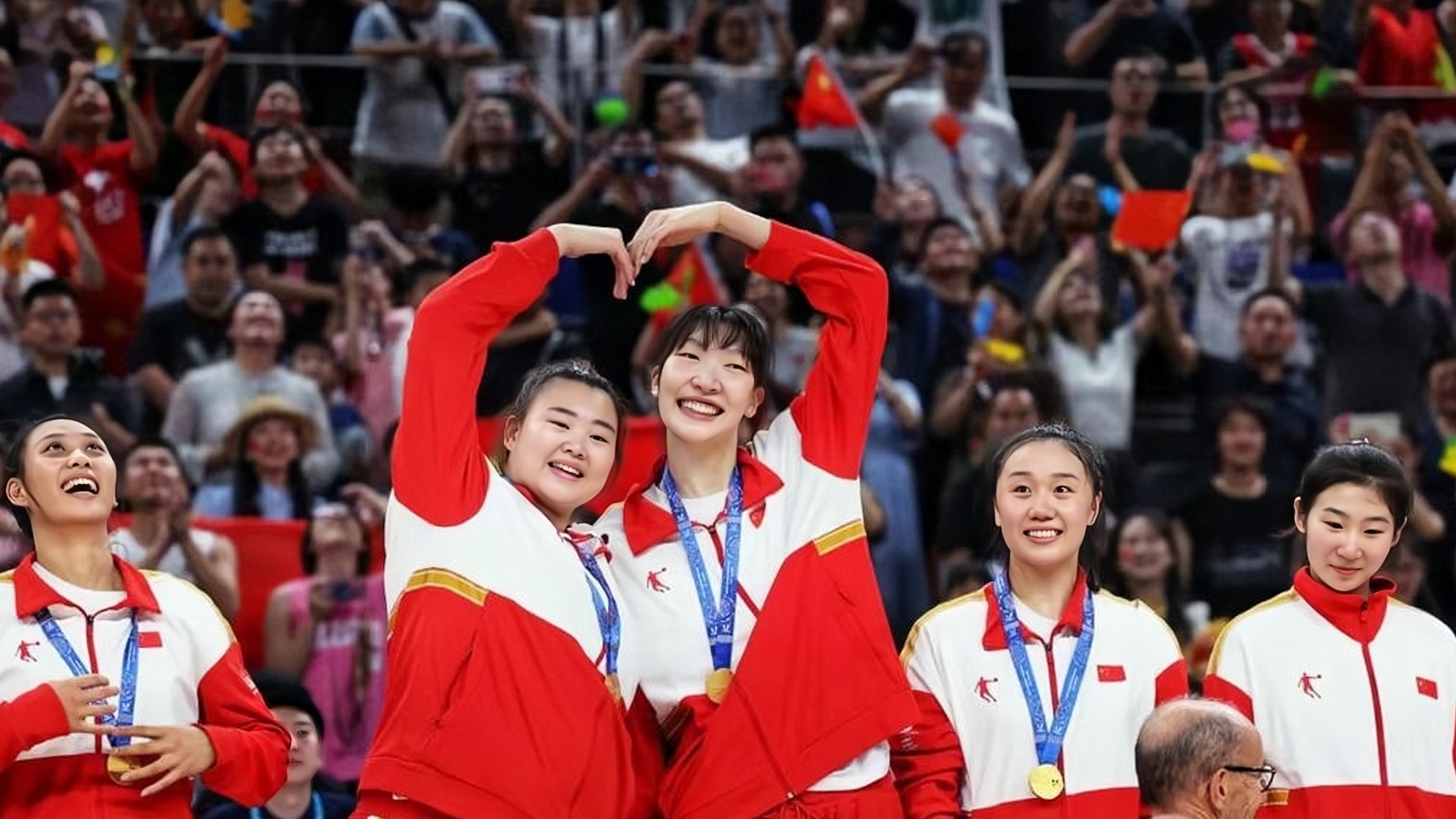 天津女篮在关键时刻取得胜利 天津女篮在关键时刻取得胜利