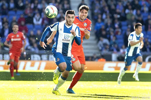 关于赫塔菲门将神勇，客场零封对手的信息