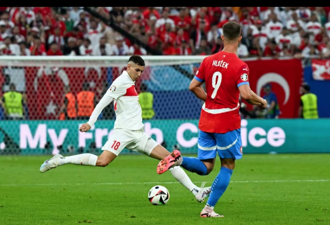 关于巴西大胜荷兰，乌克兰将迎战克罗地亚的信息