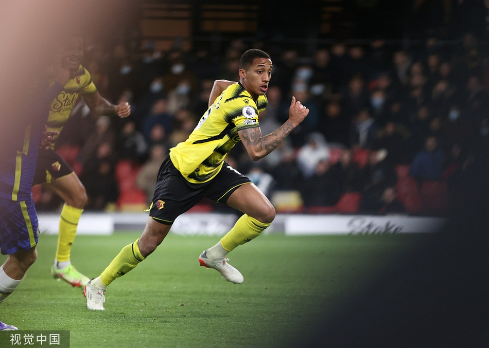 切尔西主场逼平沃特福德,发挥依旧稳定 切尔西主场逼平沃特福德,发挥依旧稳定